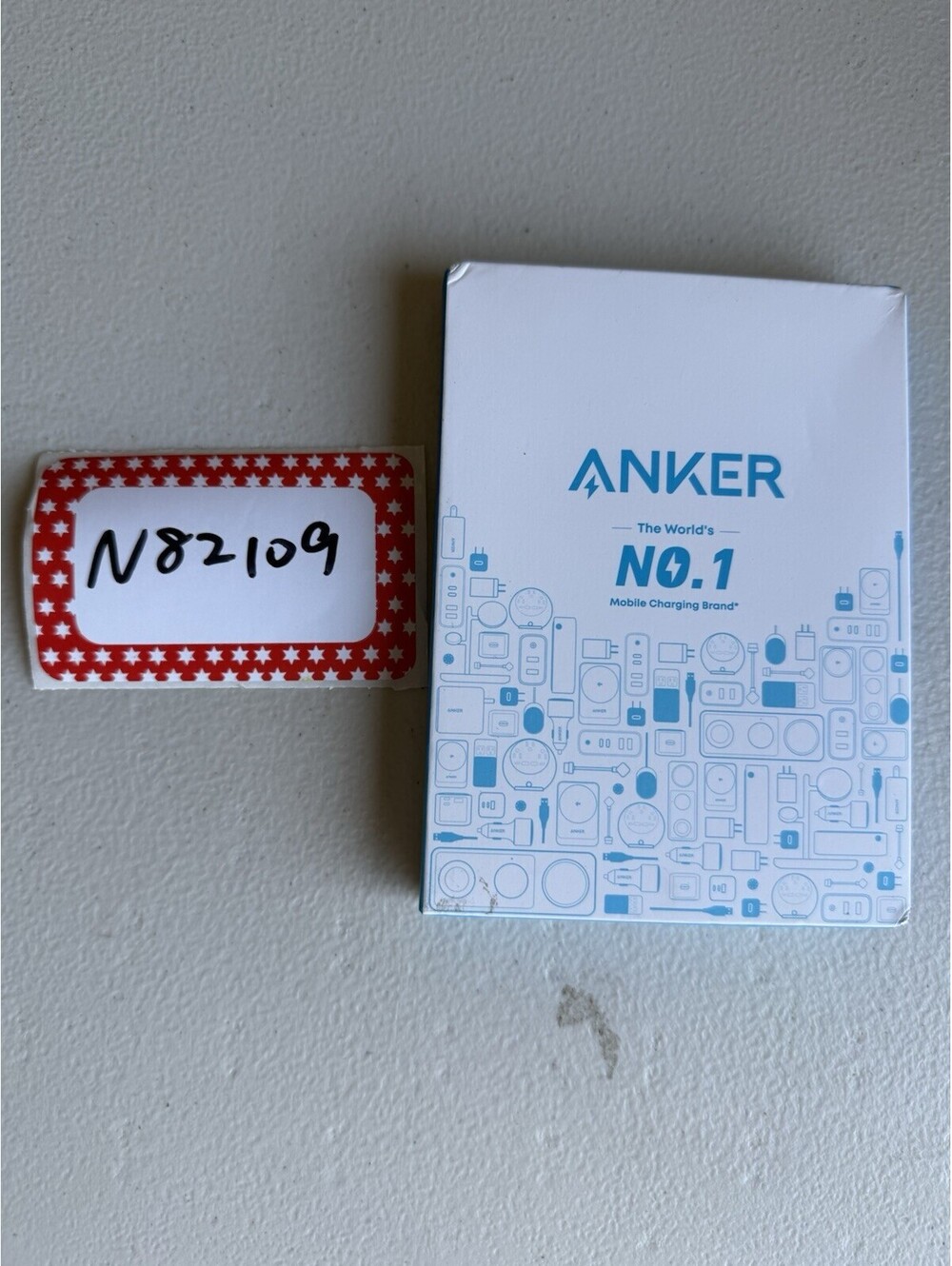 Anker Nano Power Bank 5K MagGo Slim 5000mAh A1665 Read Description